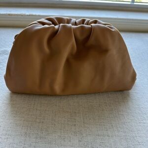 Quince- Italian Leather Pouch Crossbody Clutch
